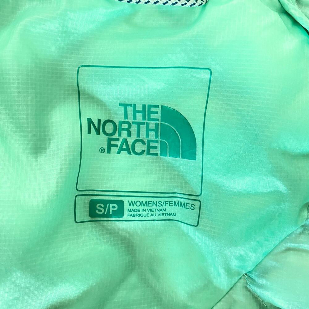 The North Face Women’s Thermaball Lightweight Packable Parka Puffer Jacket - Picture 2 of 14